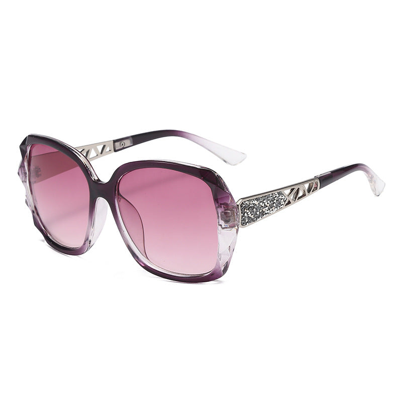 Wholesale Fashionable Square Sunglasses Stylish Ladies Eyewear Uv Protection Fashion Accessory Various Colors Available